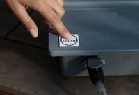 Кнопка «Clean» для запуска робота Mirra 530